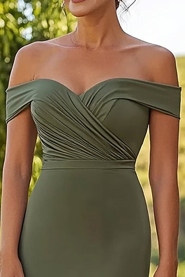 Satin mat Olive fourreau épaule dénudée Robe de mère de la mariée avec ceinturon